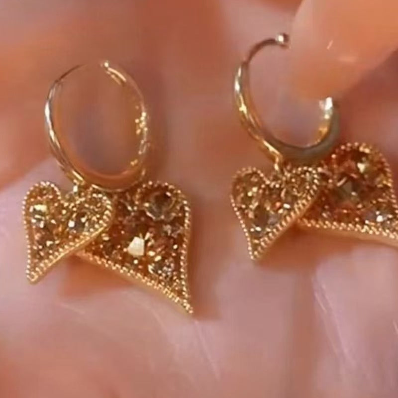 ✨ Blizgantys širdies formos auskarai – elegantiški ir tinkantys bet kokiai progai-LT