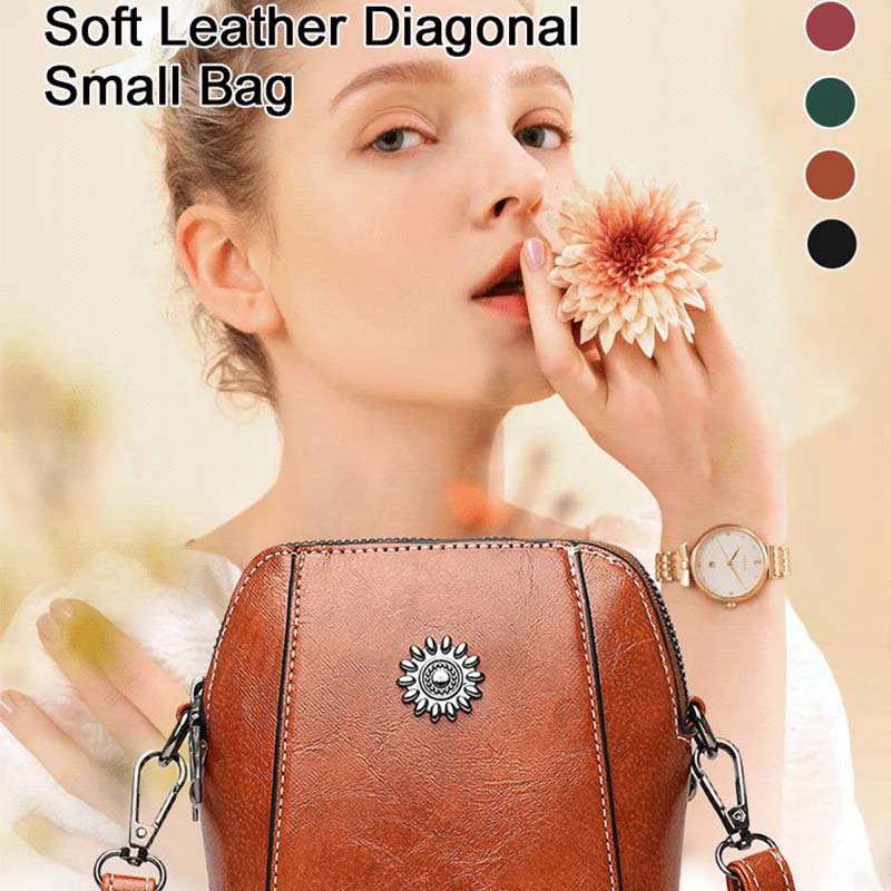 Γαλλική σαγχή όμφομου with a matching pouch