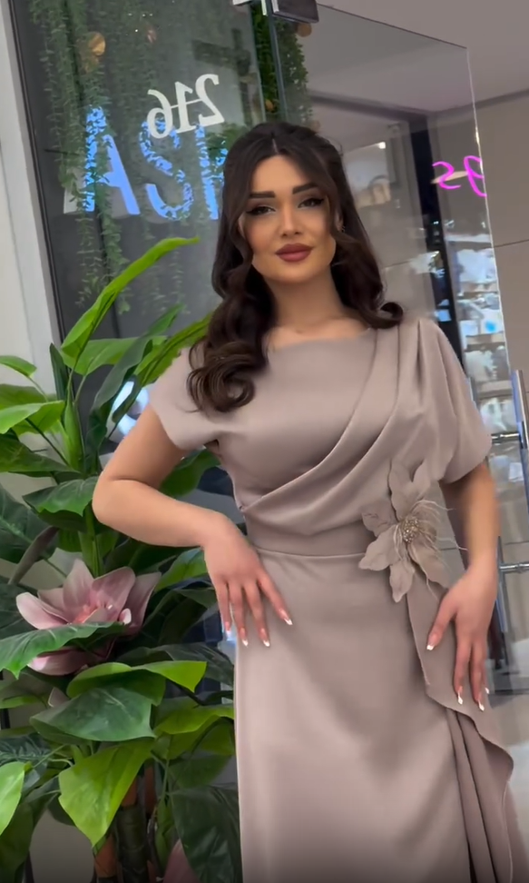 🌼 Γυναικείο φλοράλ, σέξι και idiosyncrasiačko dress-GR 