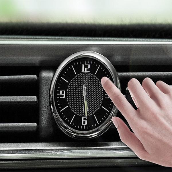 Kvarčna ura za avtomobile-SI