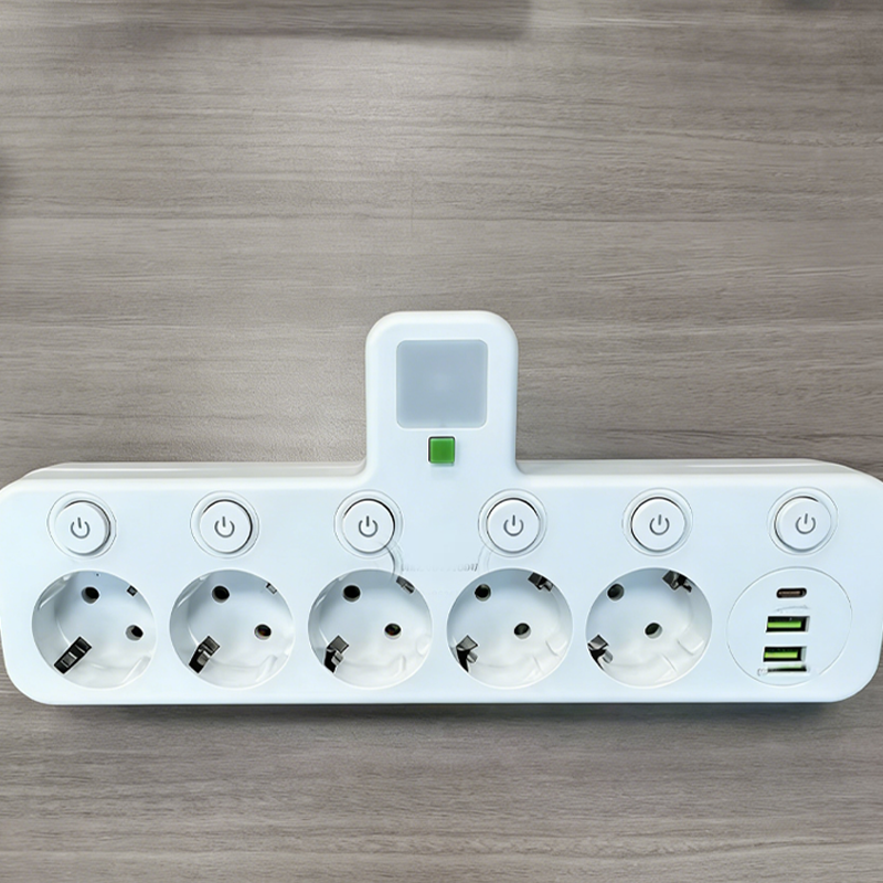 🔌⚡Pametni napajalni kabel z USB vrati (EU vtič)-SI